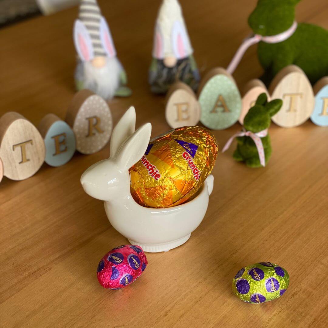 A cute Millie Bunny Jewellery holder to display your easter eggs in a fun way.