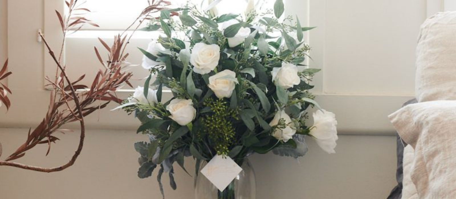 How to care for and clean artificial flowers, flower arrangements Beautiful Home Decor Australia