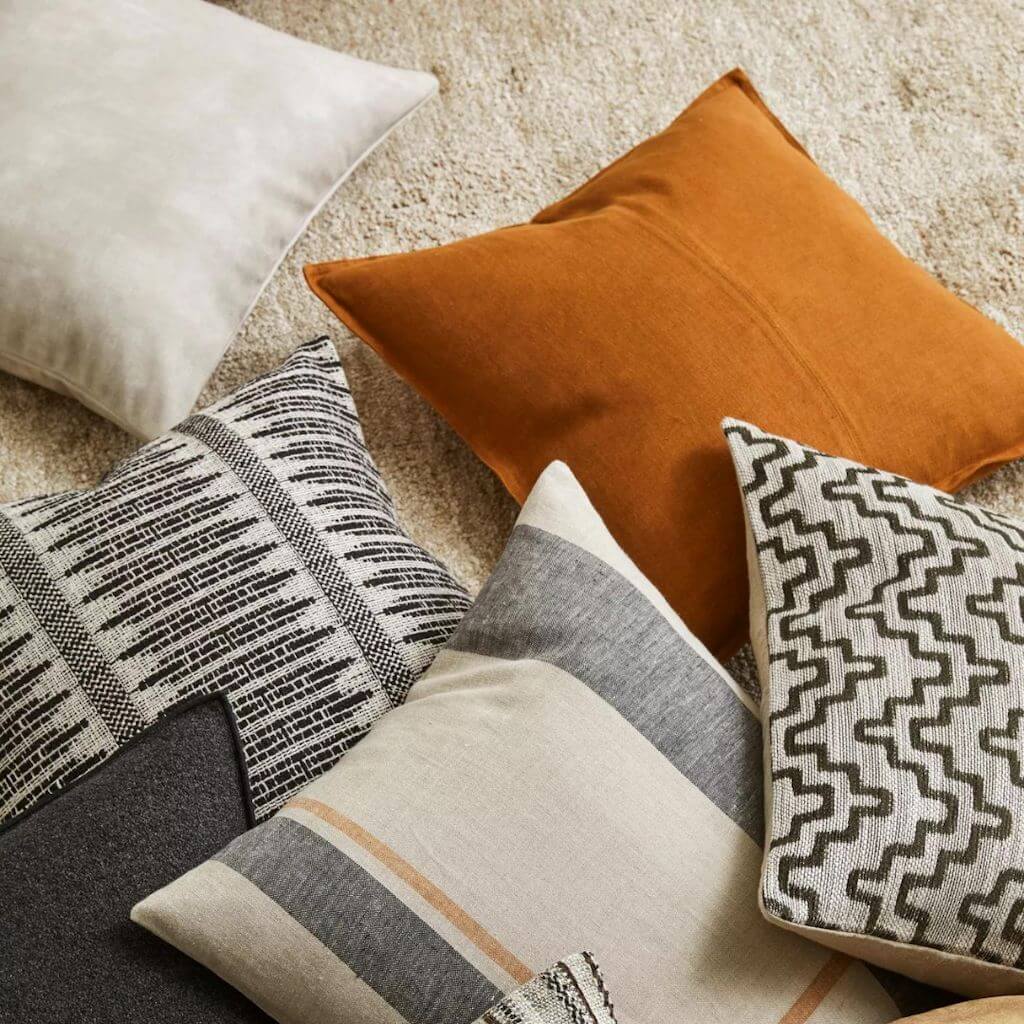 Como Linen Cushions style well along a variety of designs and styles, measuring 50cm.